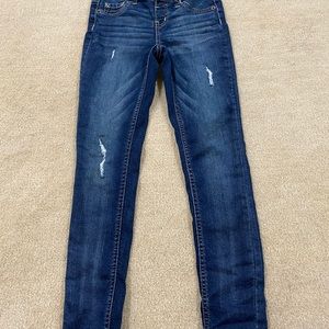 Like new skinny jeans! Hardly wore! Justice.
